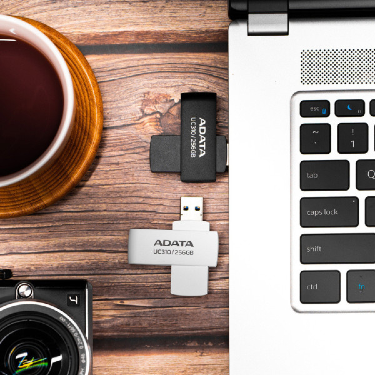 USB флеш накопичувач ADATA 32GB UC310 Black USB 3.0 (UC310-32G-RBK) - Фото 8